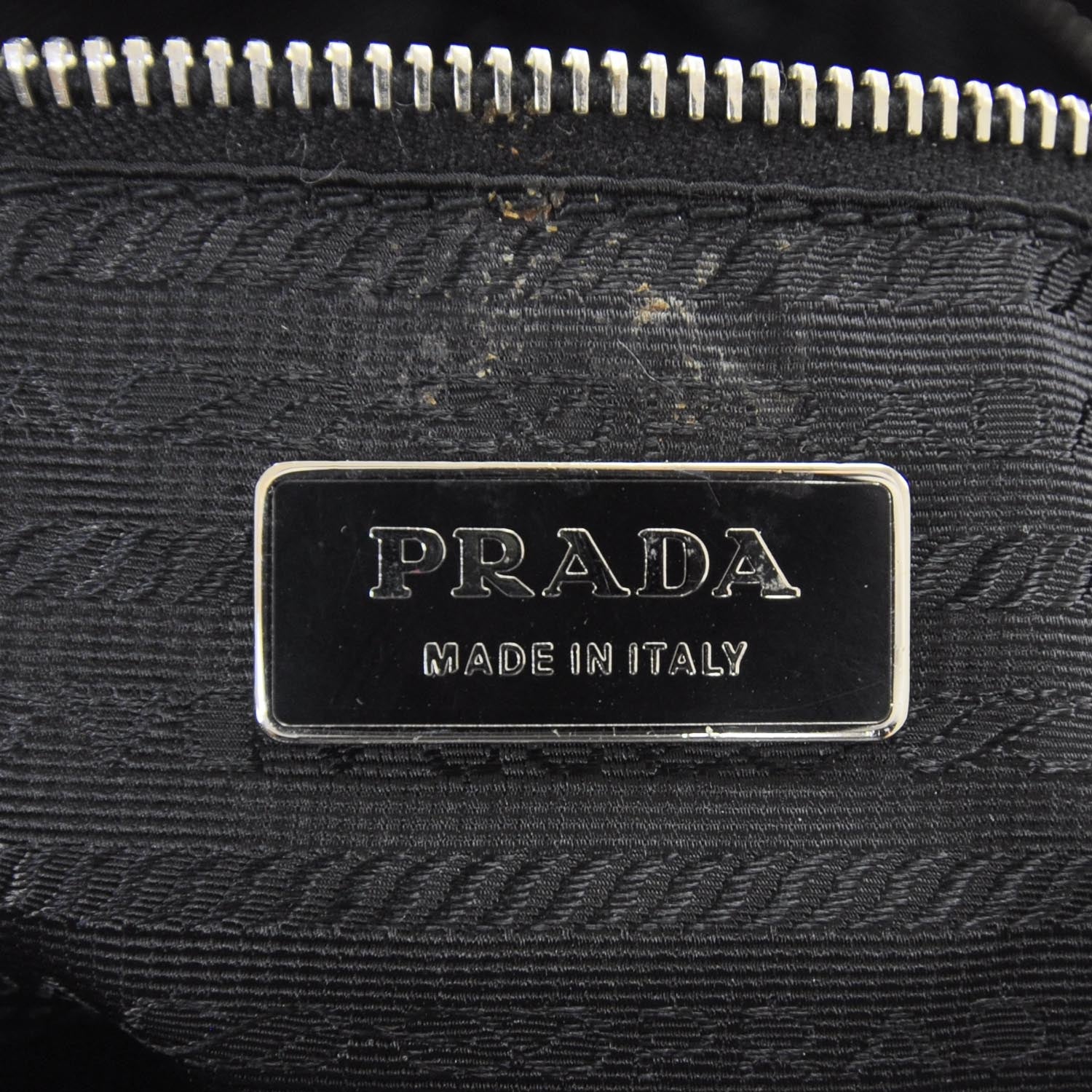 Prada Vitello Daino Shoulder Bag Nero Black 8 of 9