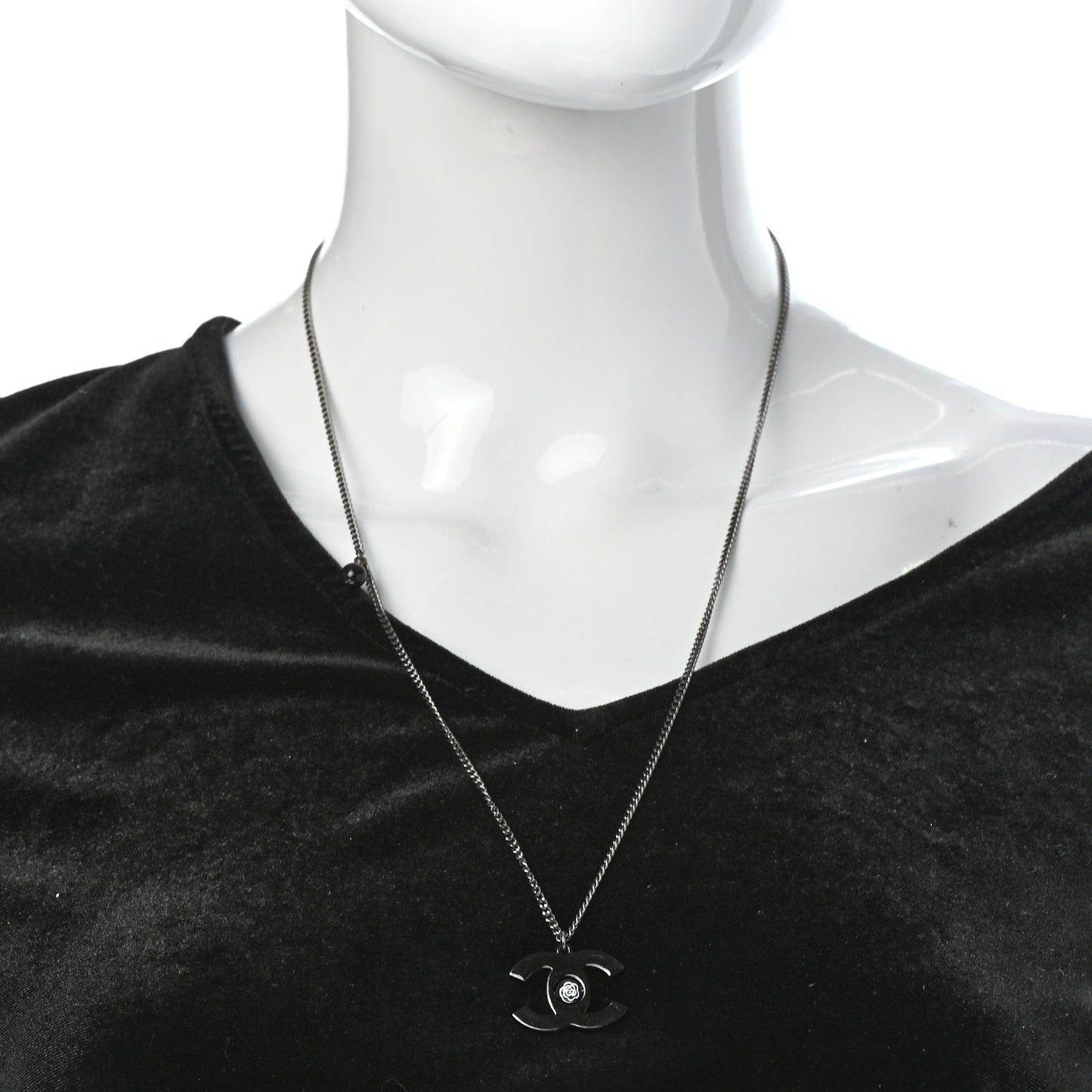 Enamel CC Camellia Necklace Black