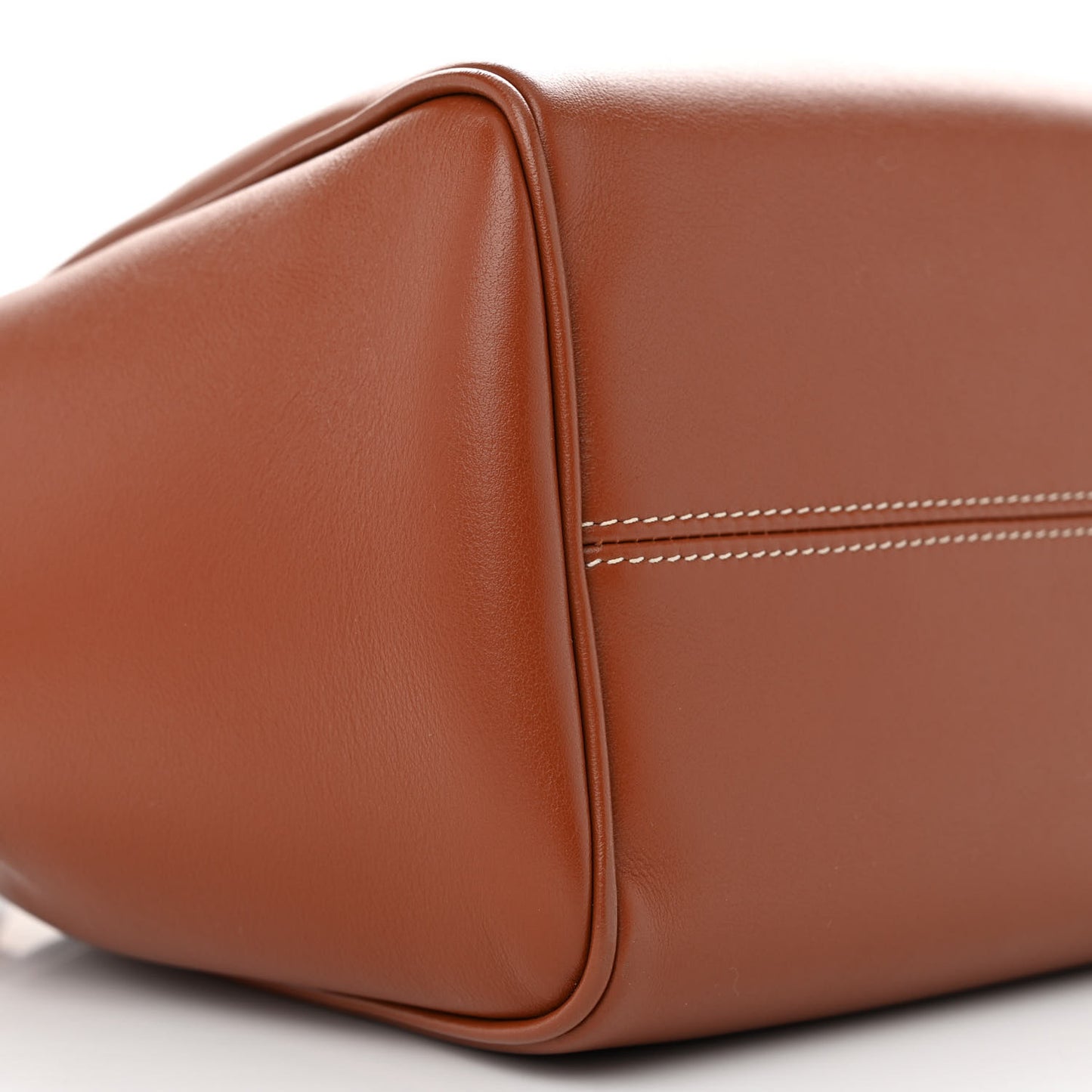 Smooth Calfskin Cuir Small Triomphe Cabas Drawstring Tan