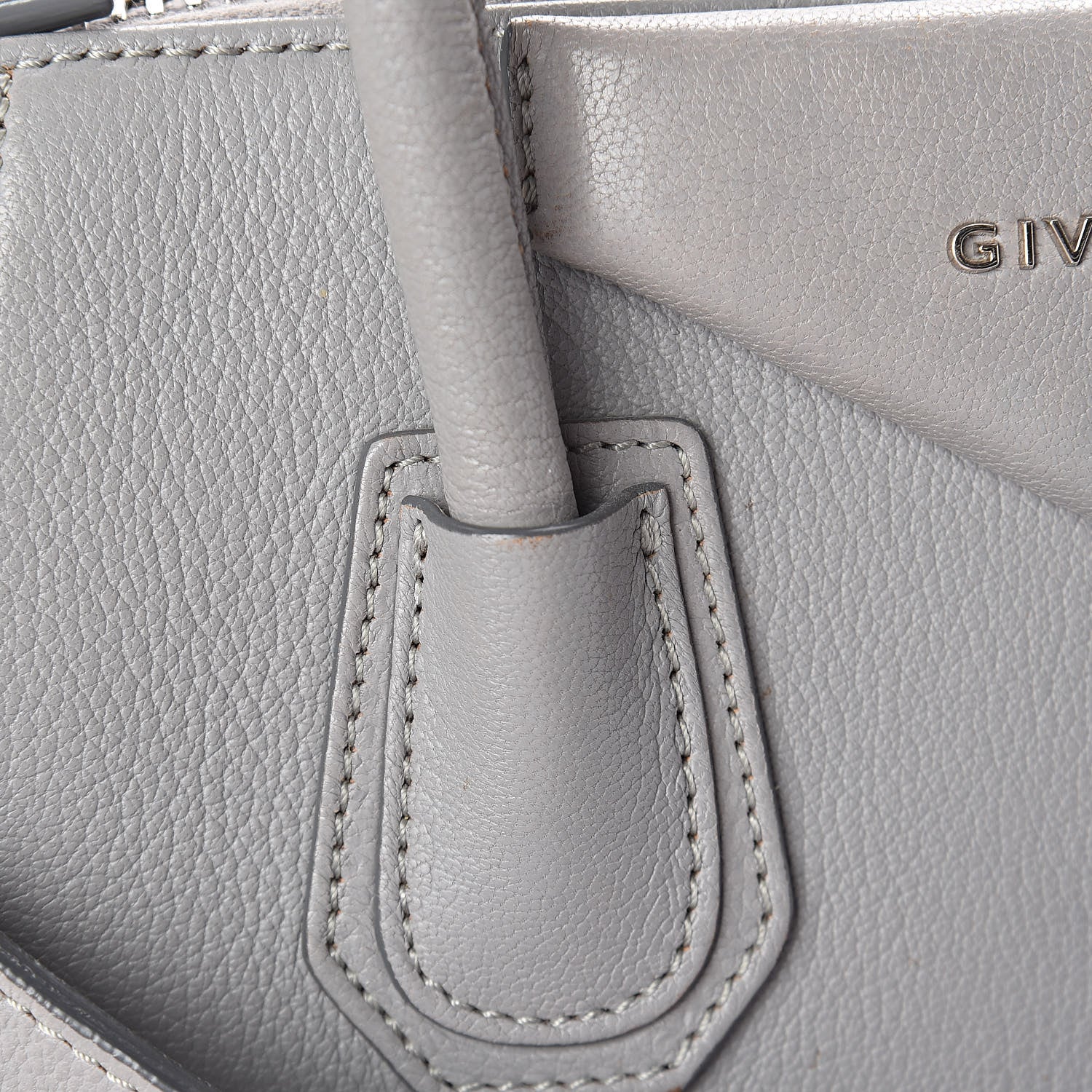 Givenchy Sugar Goatskin Small Antigona Pearl Grey 10 of 18