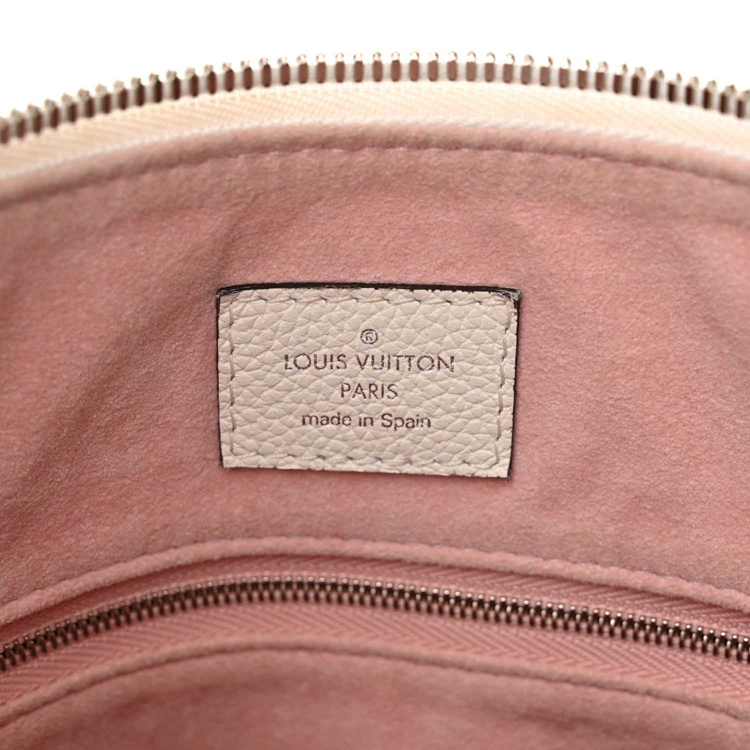 Louis Vuitton Mahina Beaubourg Hobo MM Snow 6 of 10