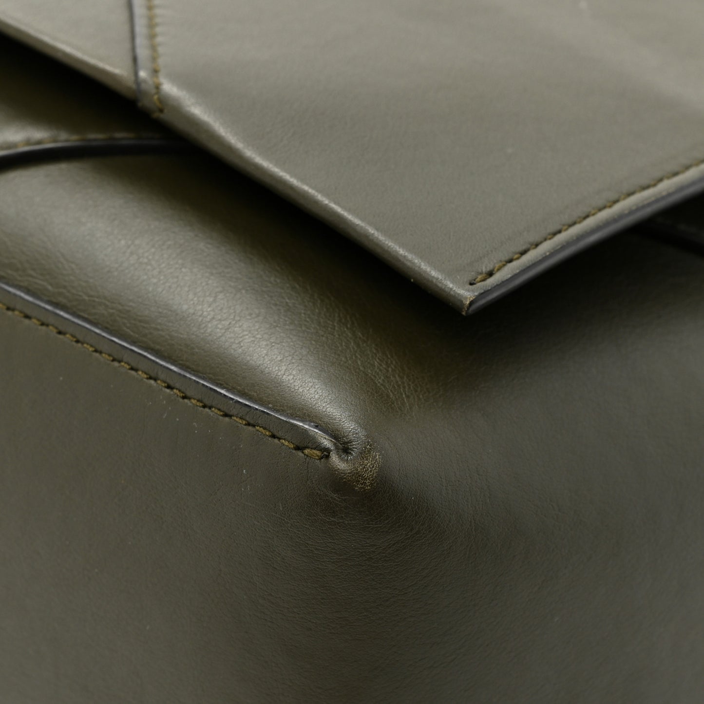 Lambskin Maxi Intrecciato Messenger Bag