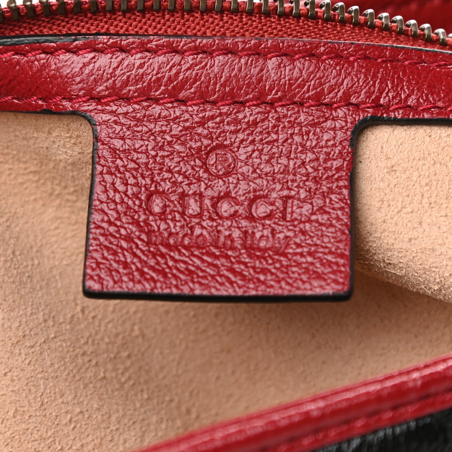 Vintage Effect Calfskin Matelasse Diagonal Small Torchon GG Marmont Top Handle Shoulder Bag Black Romantic Cherry