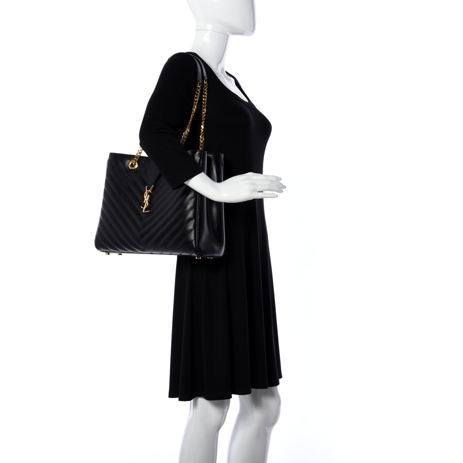 Saint Laurent Grain De Poudre Matelasse Chevron Monogram Shopping Bag Black 2 of 9