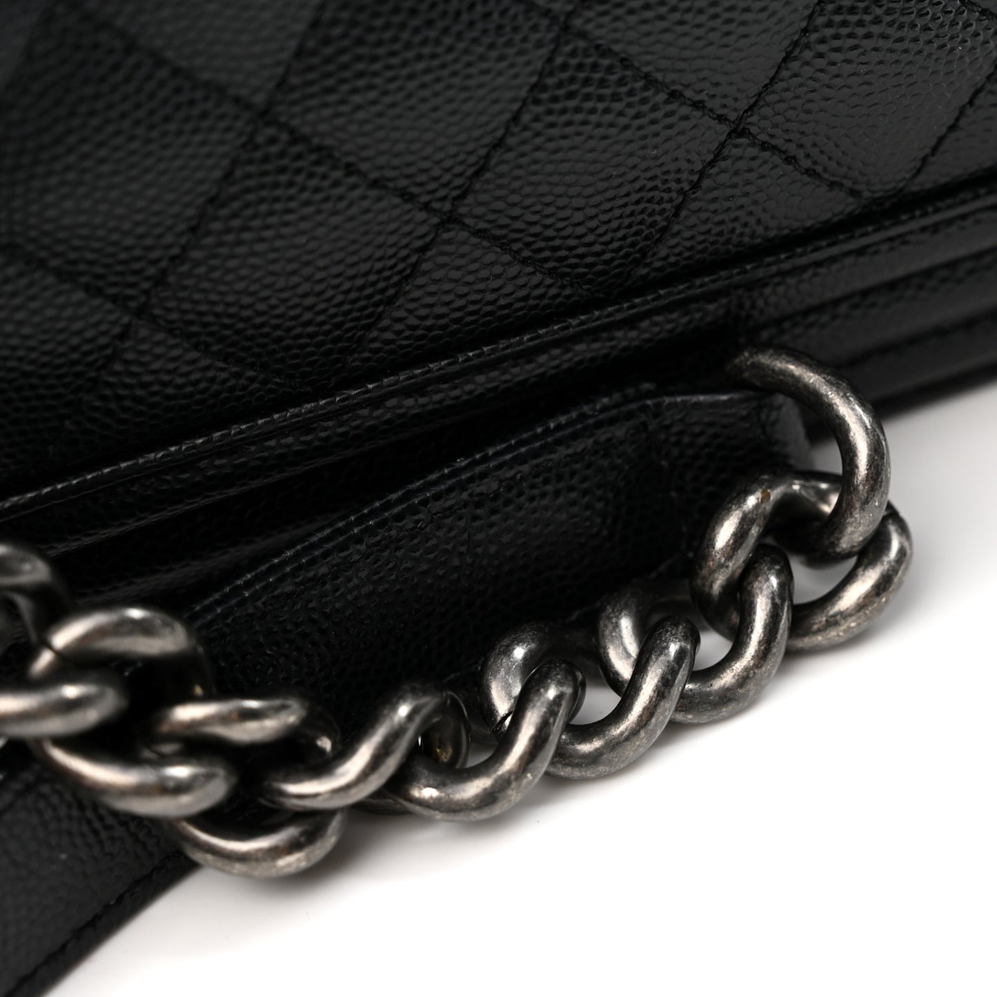 Caviar Quilted New Medium Boy Flap Black