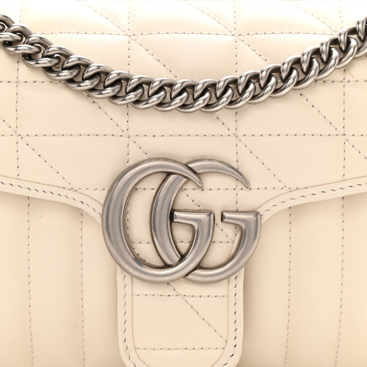 Calfskin Matelasse Aria Small GG Marmont Shoulder Bag Mystic White