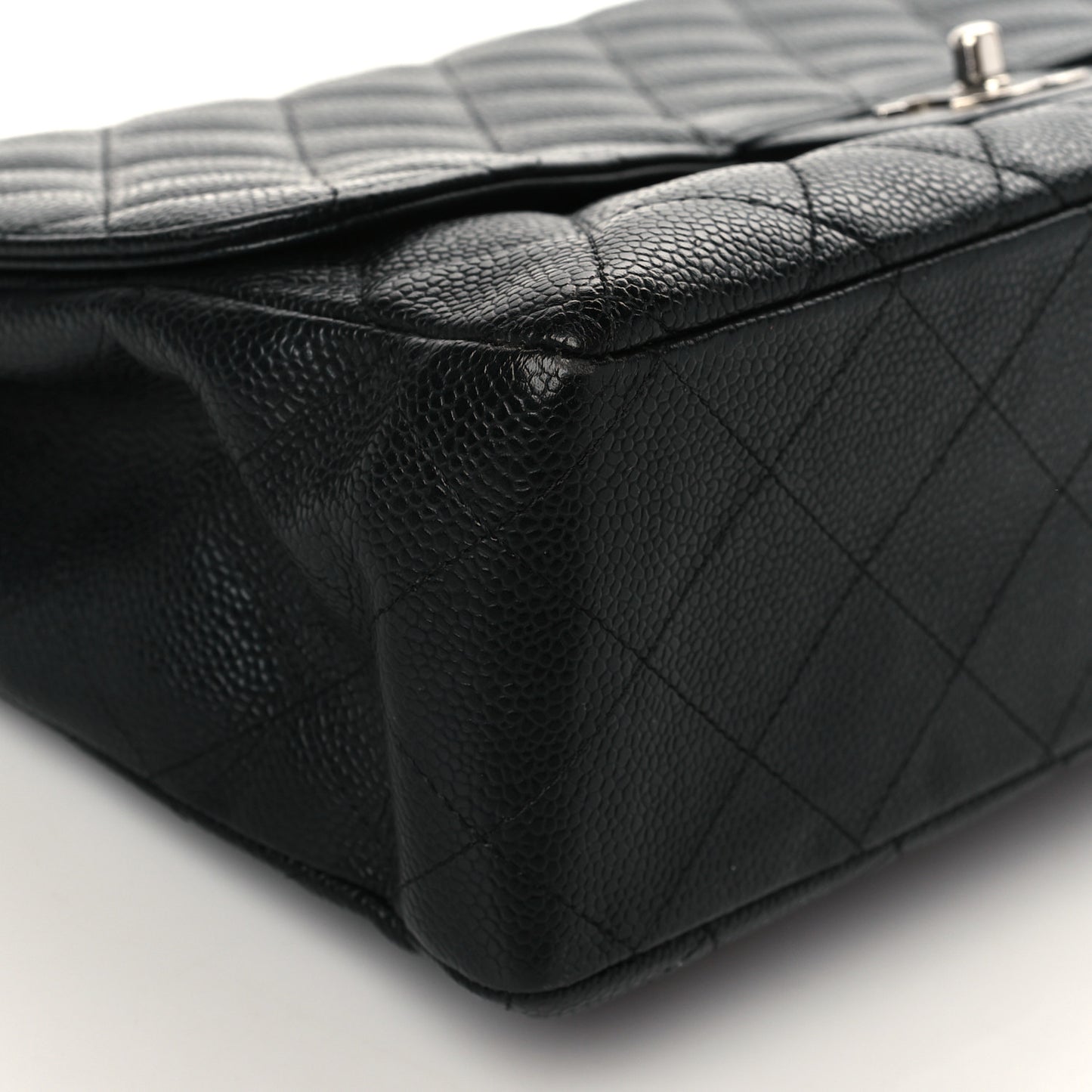 Caviar Quilted Jumbo Single Flap Bijoux Chain Black