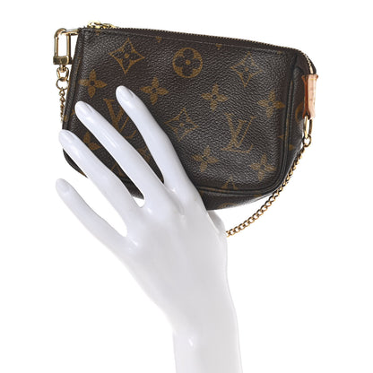 Louis Vuitton Monogram Mini Pochette Accessories 2 of 10