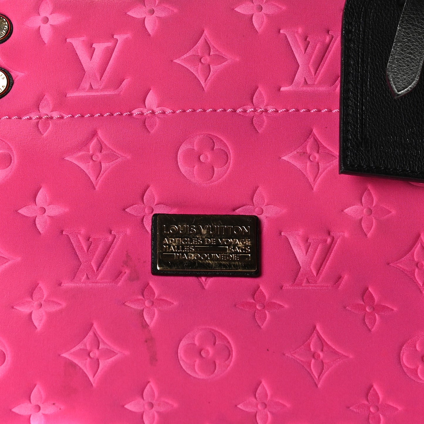 Monogram Scuba MM Fuchsia