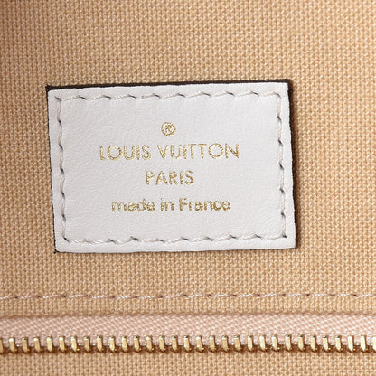 Louis Vuitton Monogram Giant Onthego GM Kaki Beige 9 of 11