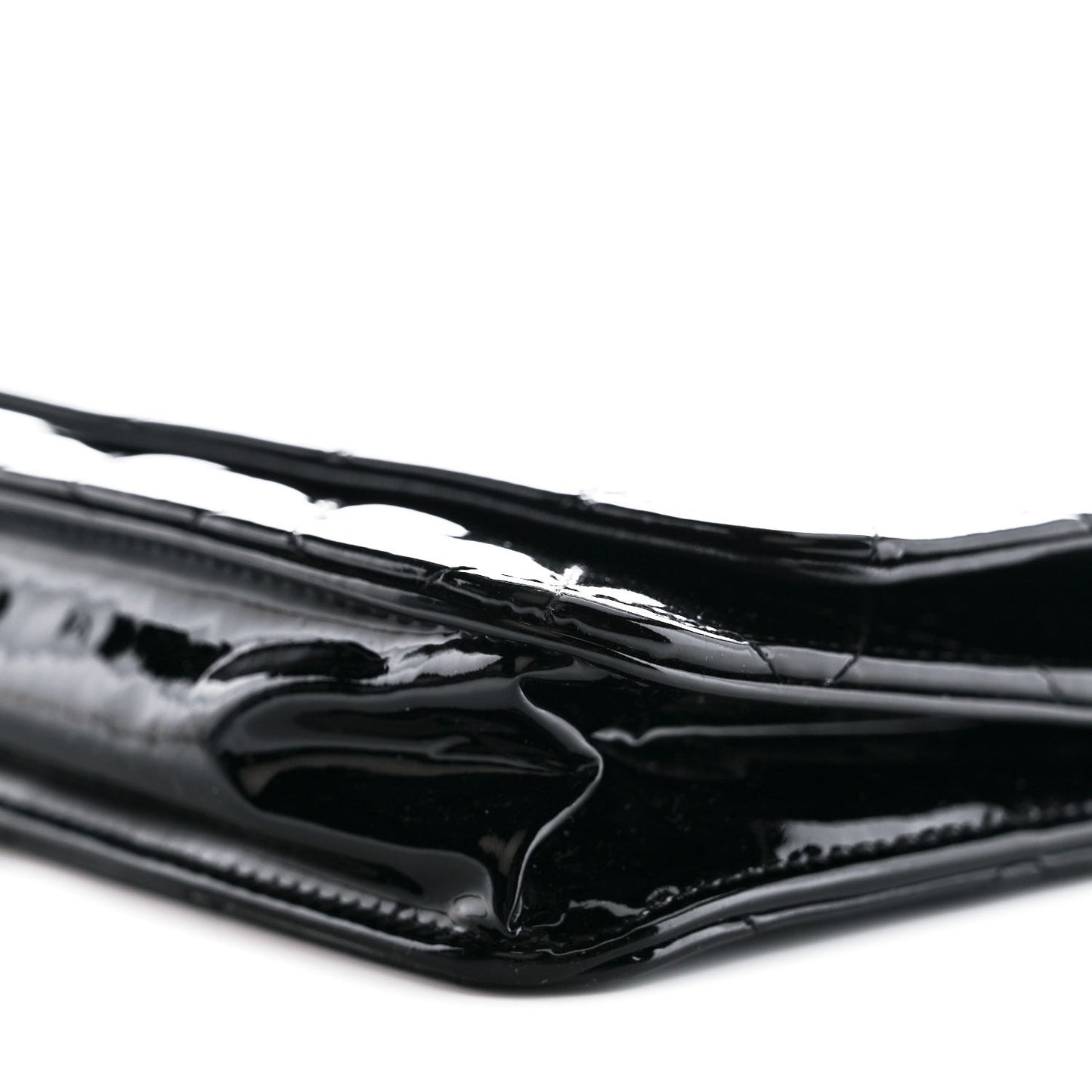 Patent Quilted Wallet On Chain WOC Black