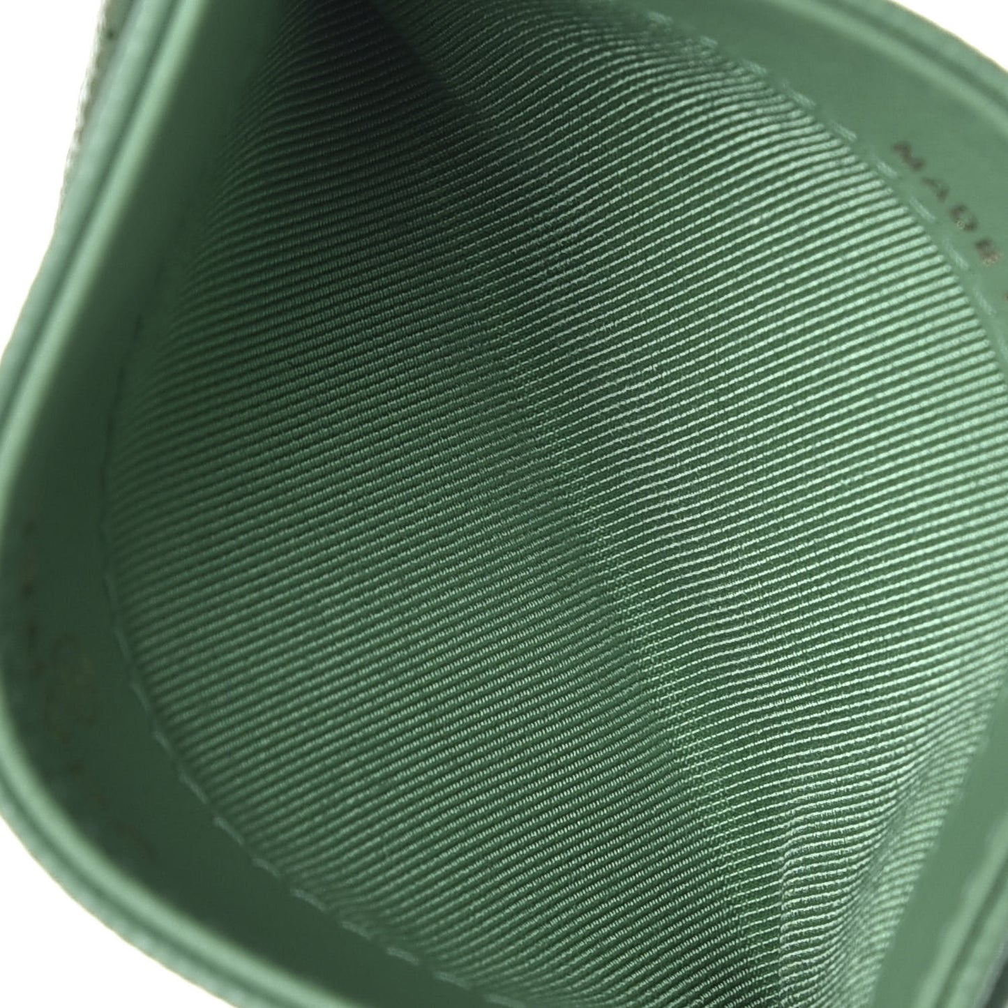 Caviar Quilted Card Holder Green