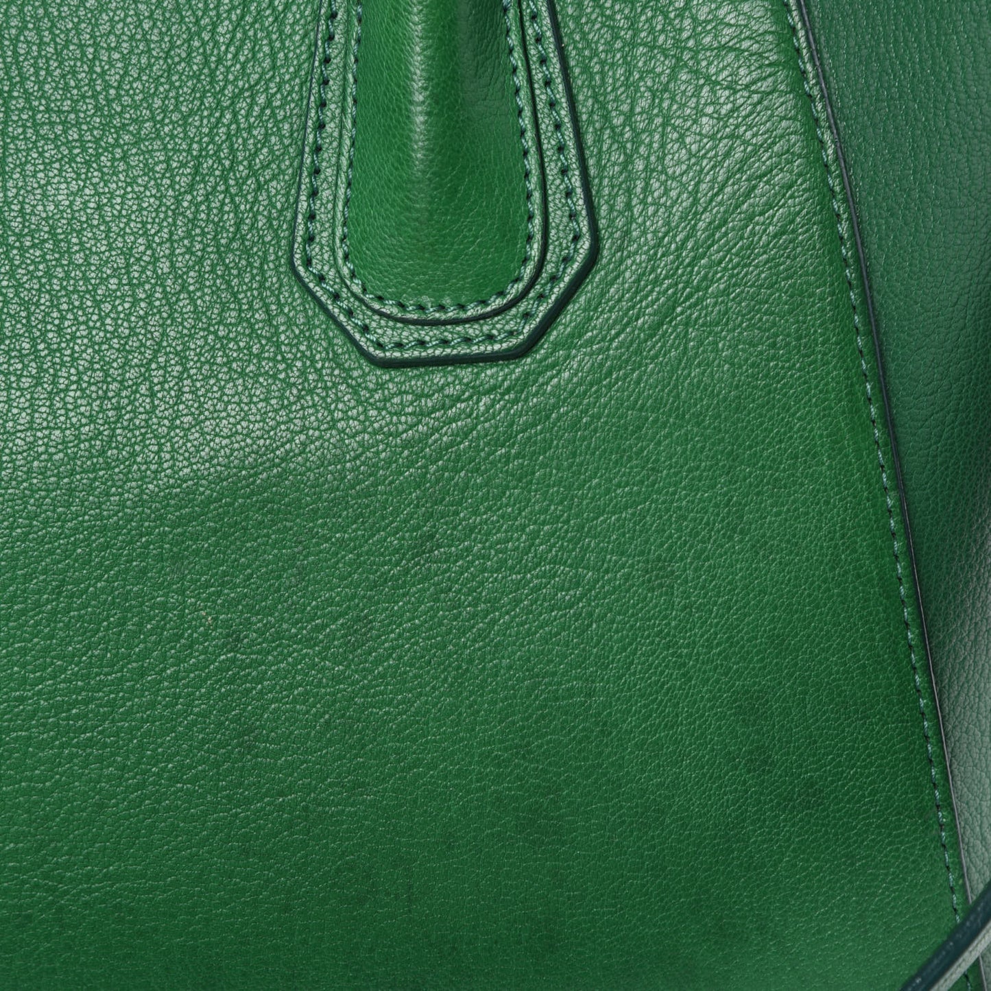 Sugar Goatskin Small Antigona Emerald