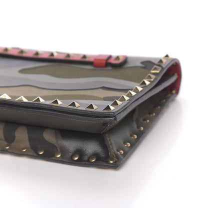 Valentino Garavani Nappa Canvas Camouflage Rockstud Wristlet Clutch Verde Rouge 8 of 8