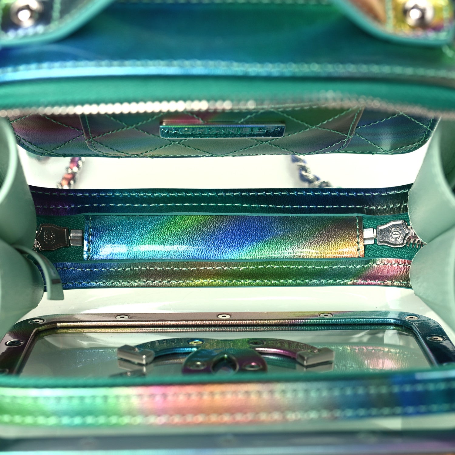 Chanel PVC Patent Calfskin Patent Lambskin Small CC Vanity Case Green 5 of 9