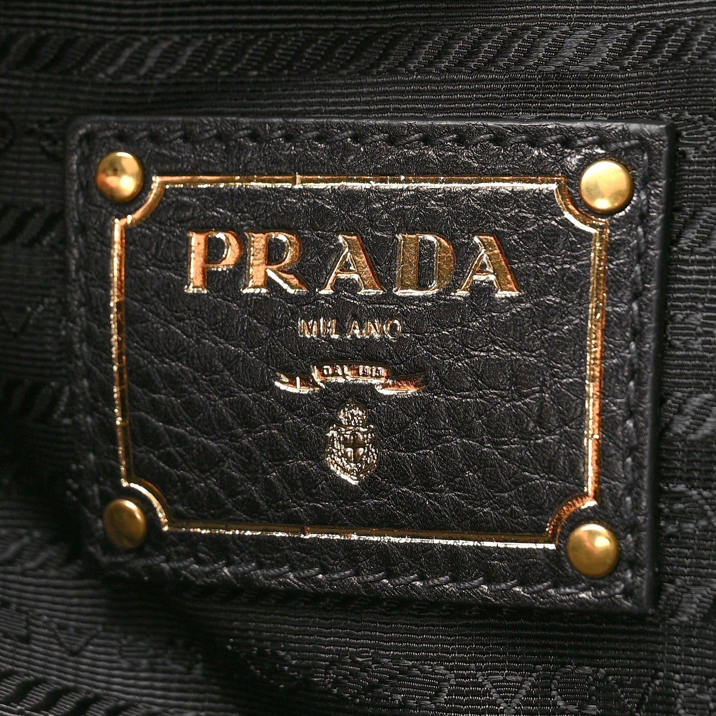 Vitello Daino Tote Black