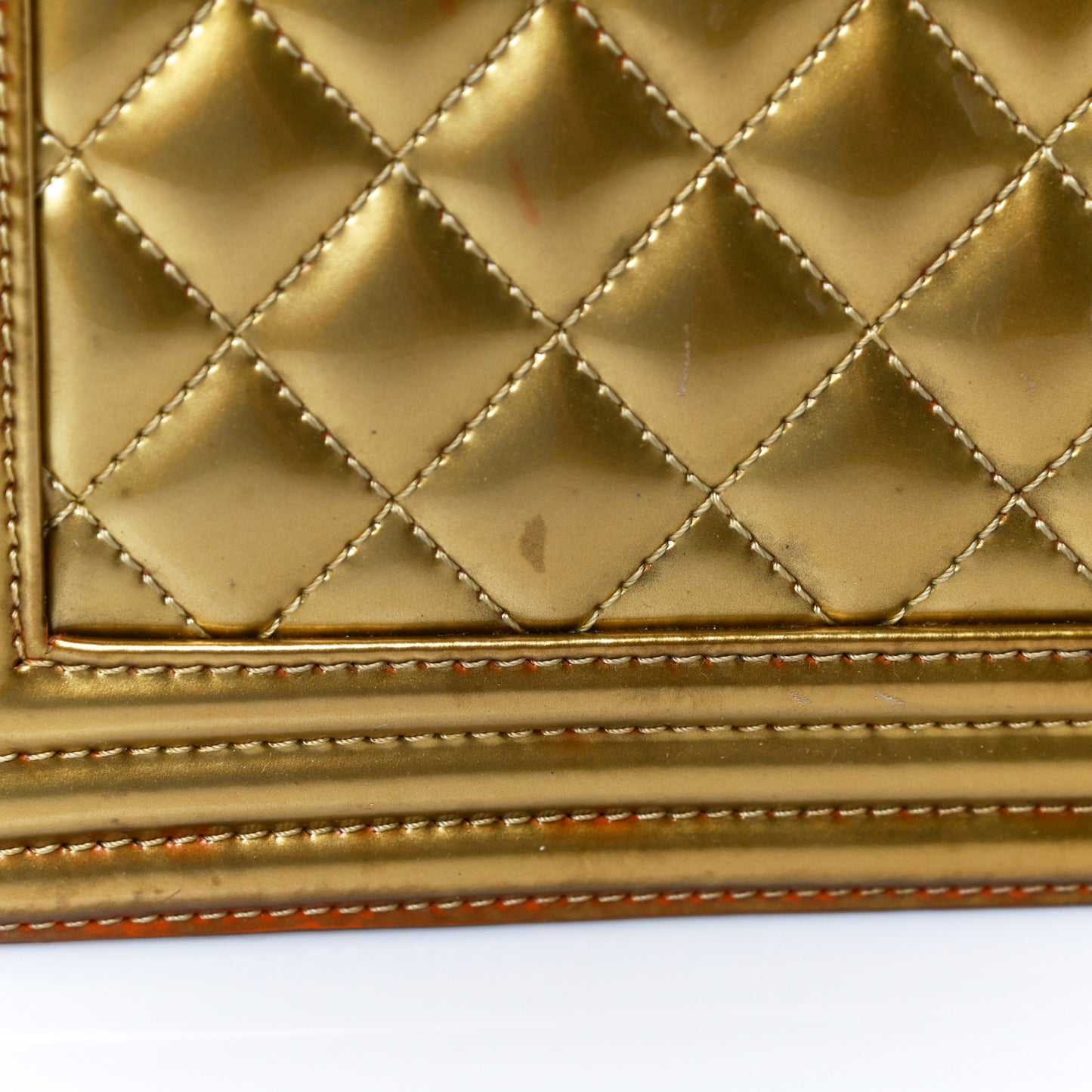 Metallic Patent Calfskin Quilted Medium Boy Flap Gold
