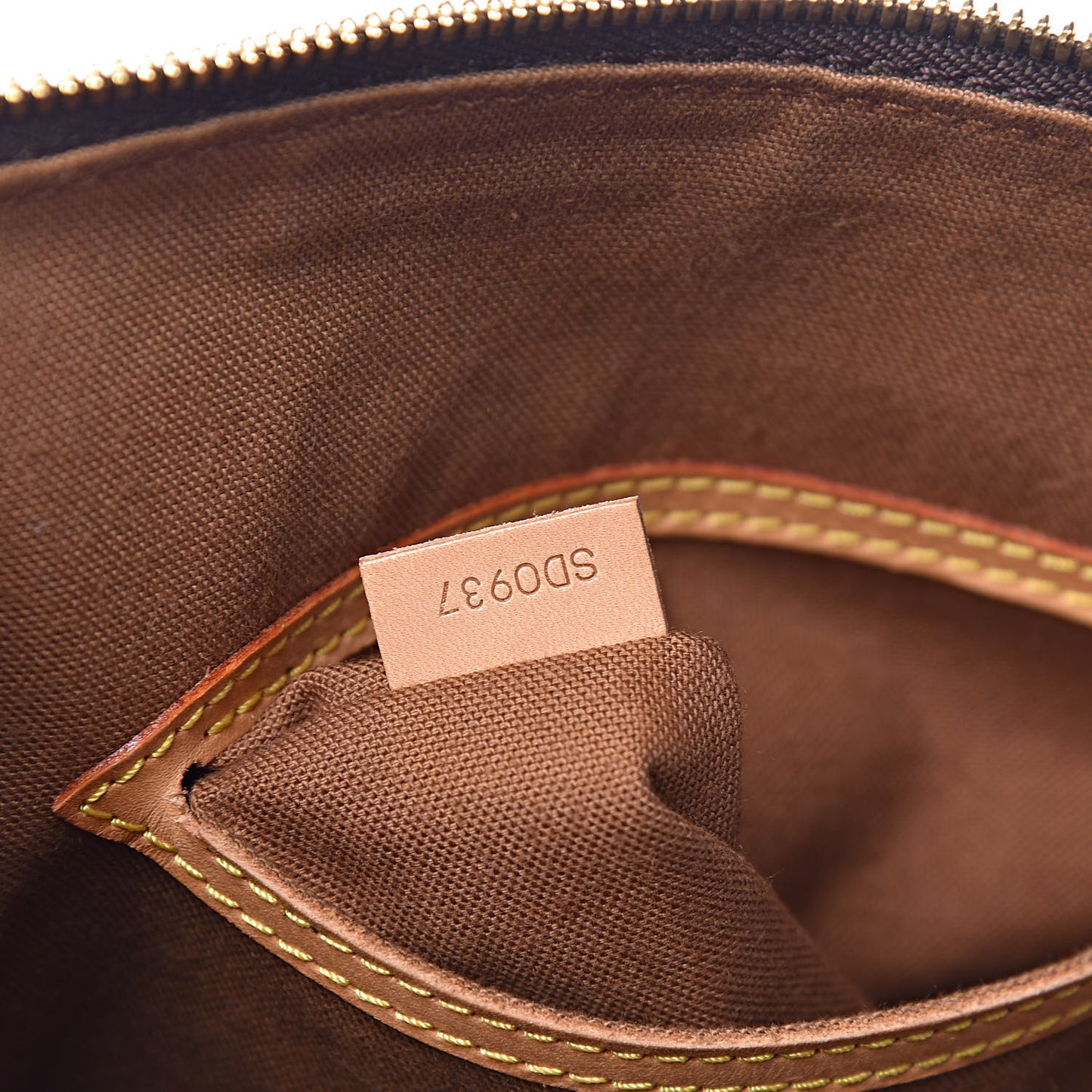 Monogram Alma PM