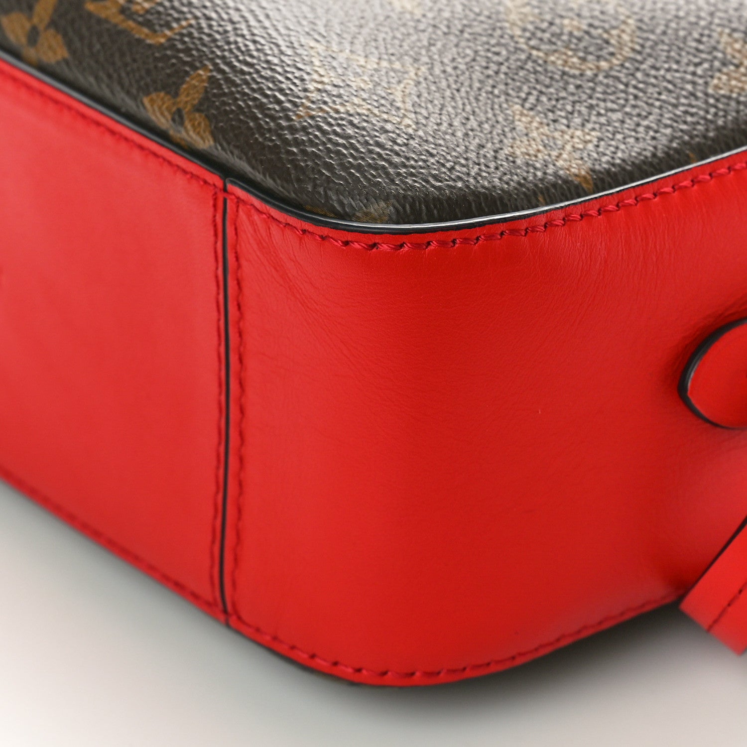 Louis Vuitton Monogram Saintonge Coquelicot 9 of 9