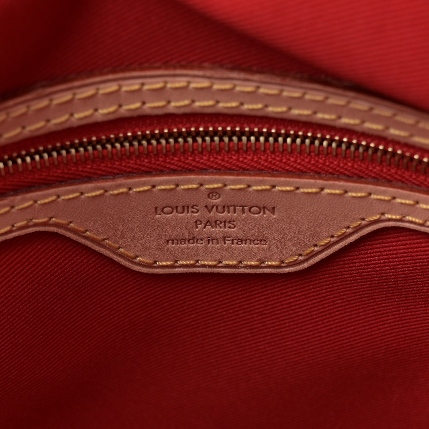 Monogram Carry It