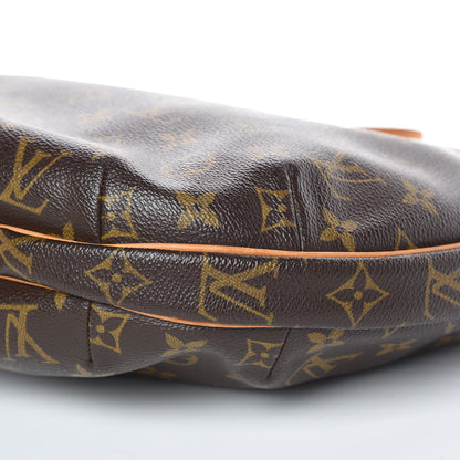 Louis Vuitton Monogram Croissant MM 8 of 10