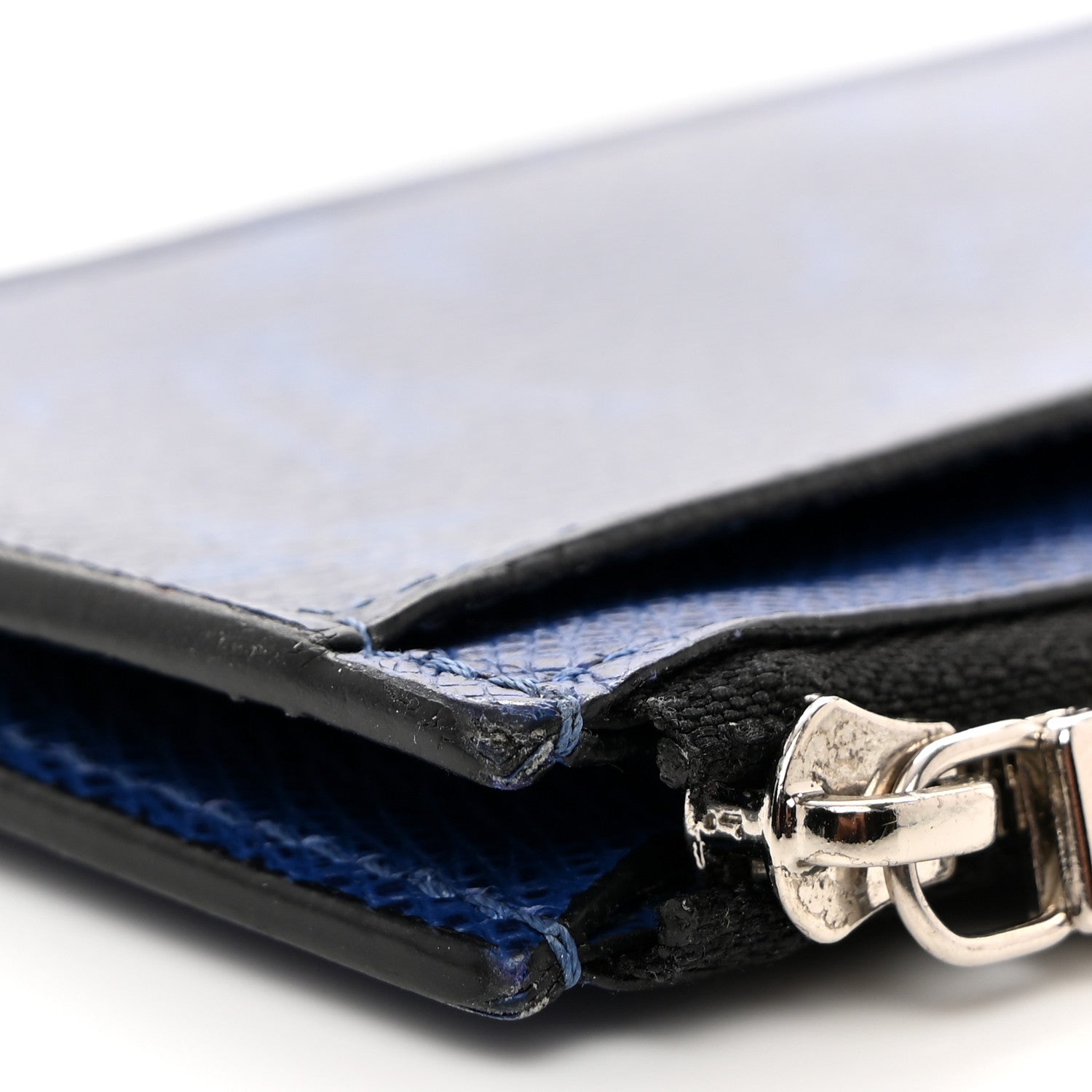 Louis Vuitton Monogram Taiga Coin Card Holder Cobalt 9 of 11