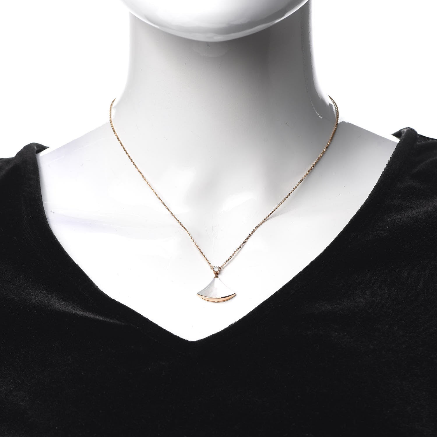 Bulgari 18K Rose Gold Diamond Mother of Pearl Divas' Dream Pendant Necklace 2 of 7