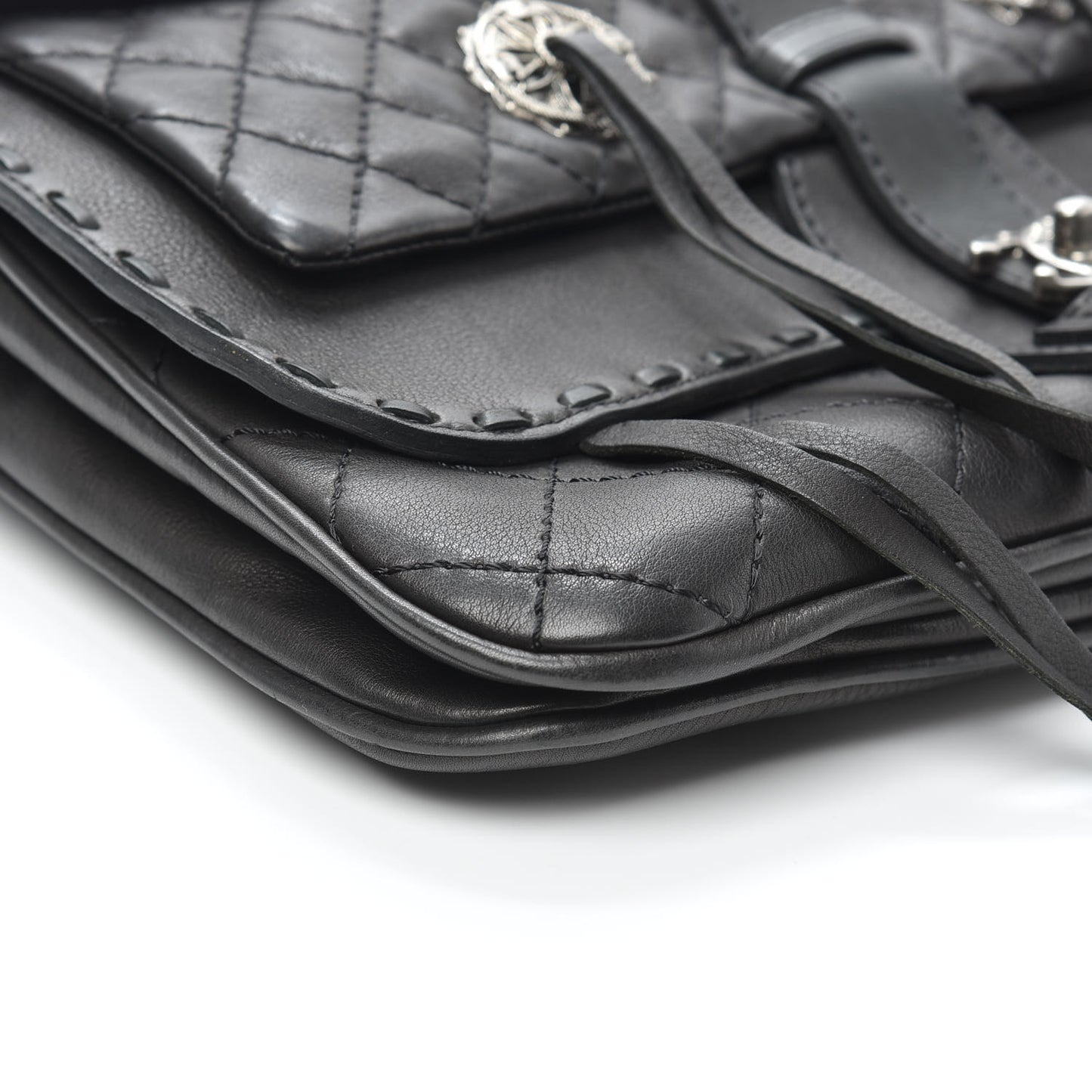 Calfskin Quilted Dallas Saddle Bag Black