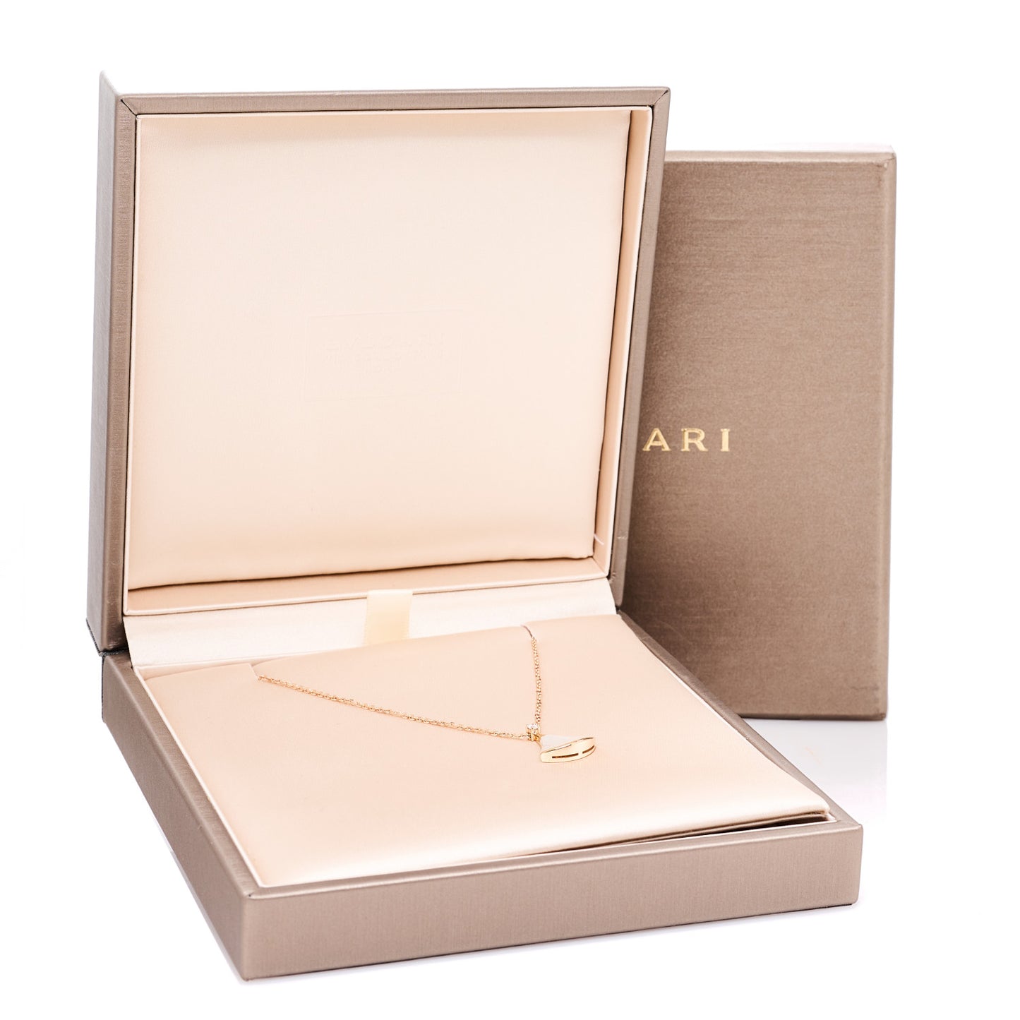 18K Rose Gold Diamond Mother of Pearl Small Divas' Dream Pendant Necklace