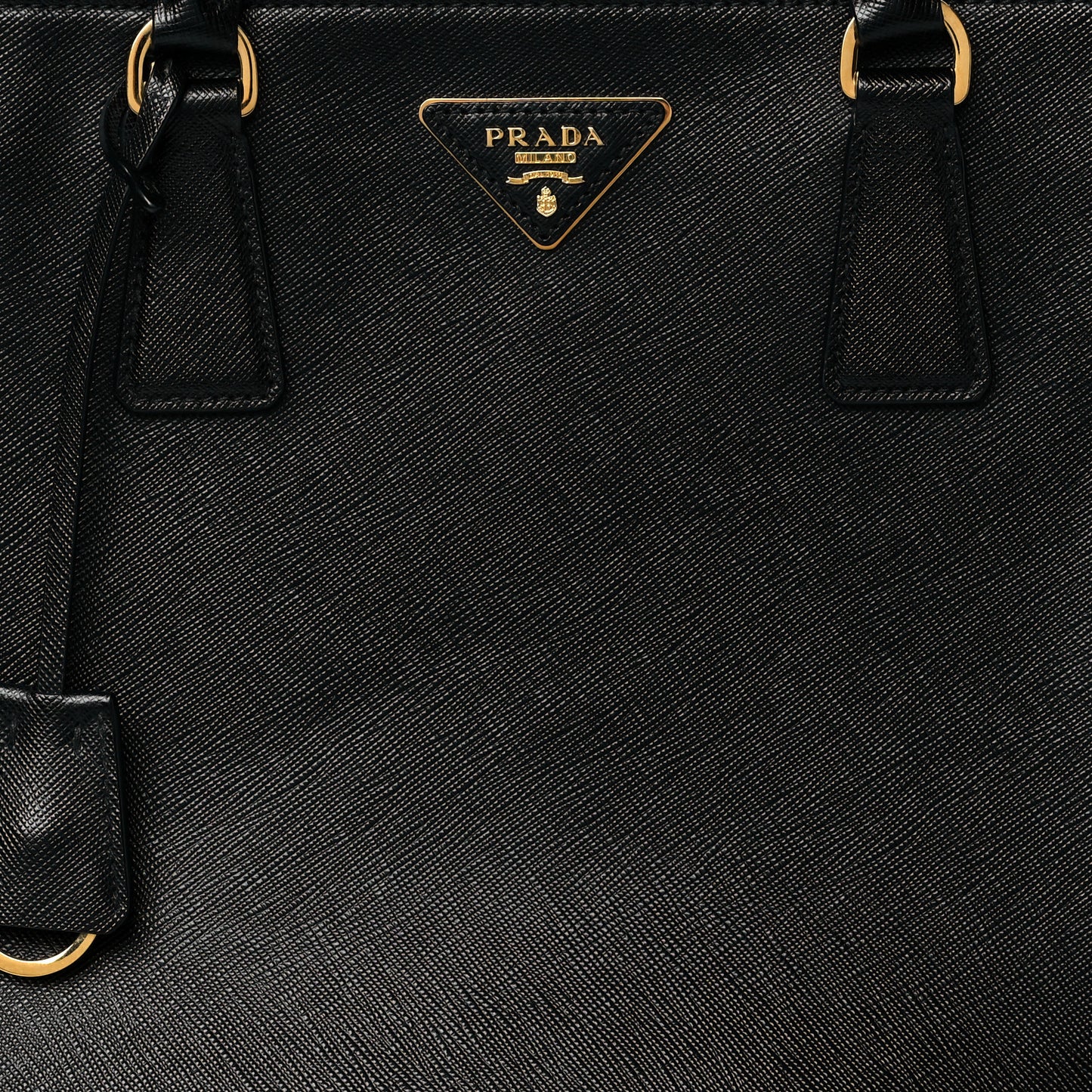 Saffiano Medium Galleria Double Zip Tote Black