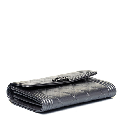 Chanel Metallic Caviar Quilted Medium Boy Flap Wallet Silver 4 of 9
