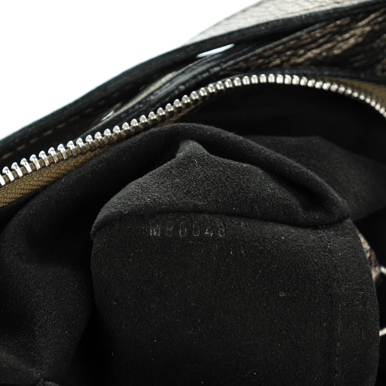 Louis Vuitton Mahina XS Bronze 7 of 7