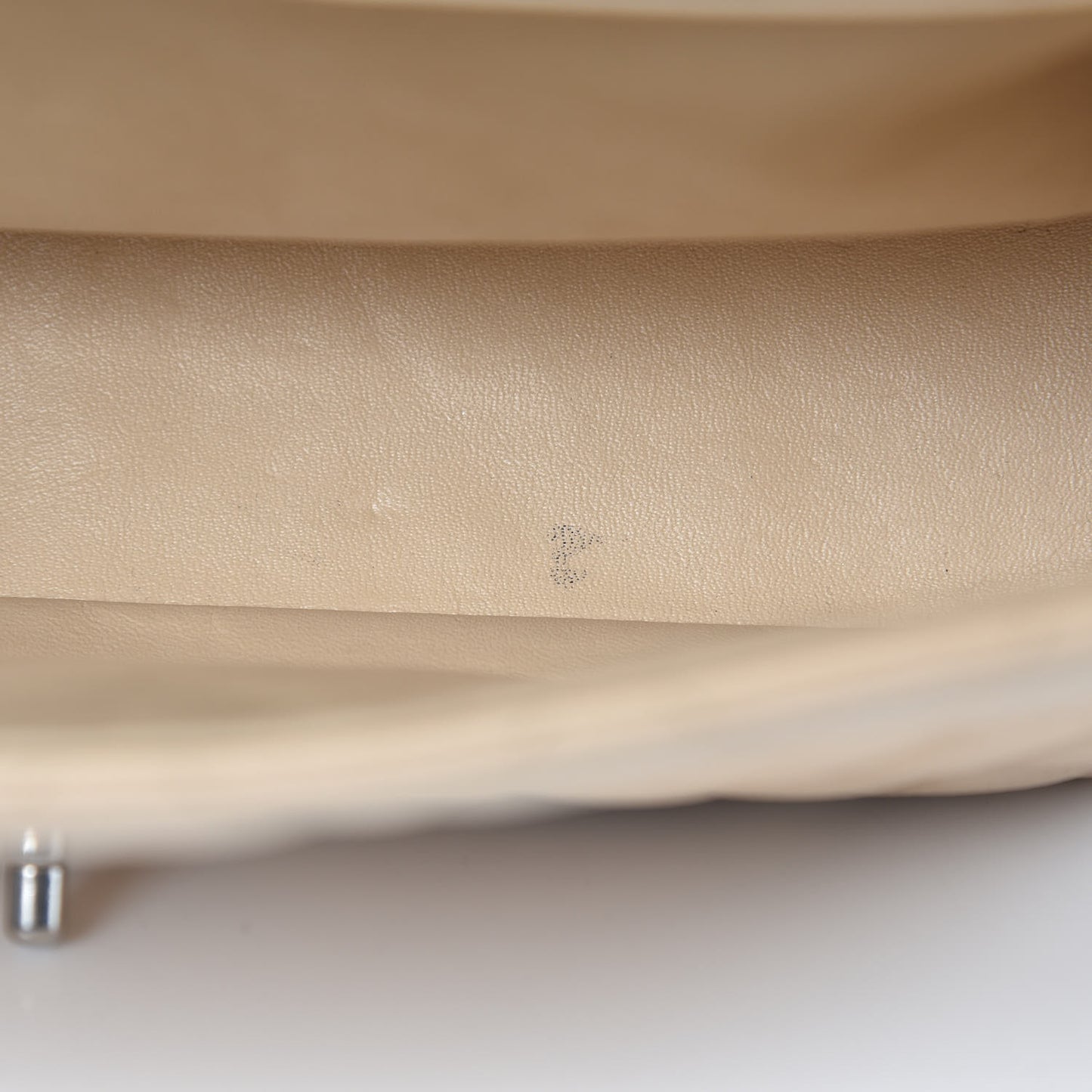 Caviar Quilted Jumbo Single Flap Beige Clair