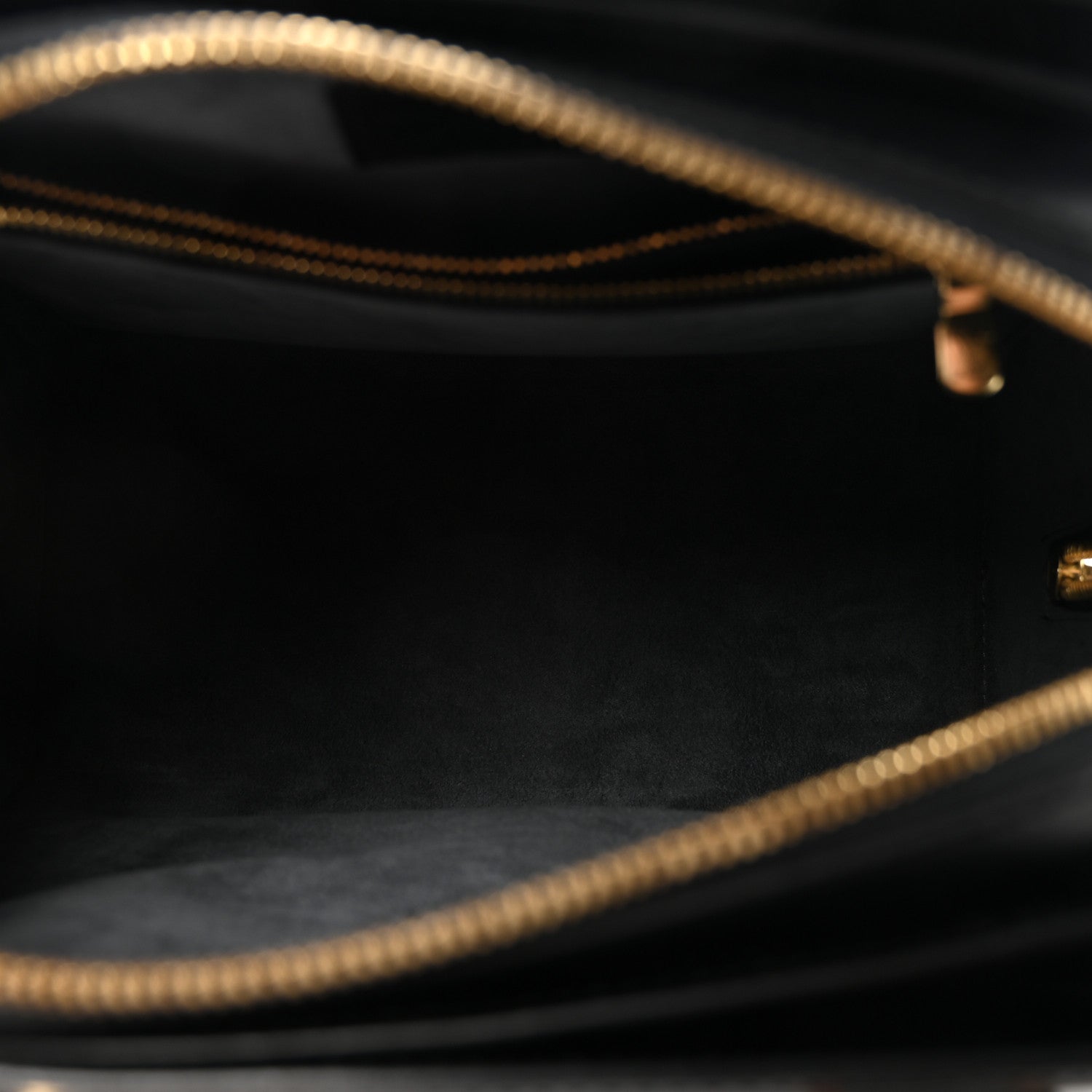 Louis Vuitton Epi Pont-Neuf Black 5 of 9
