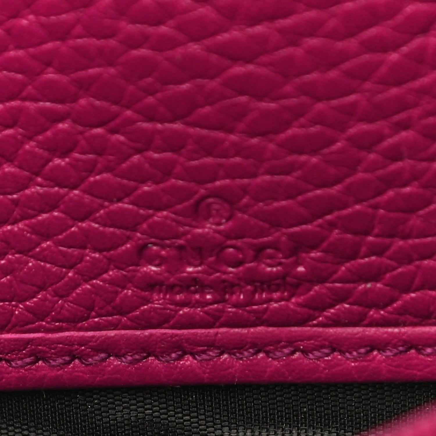 Gucci Pebbled Calfskin Soho Compact Disco Zip Around Wallet Bright Bougainvillea 6 of 9
