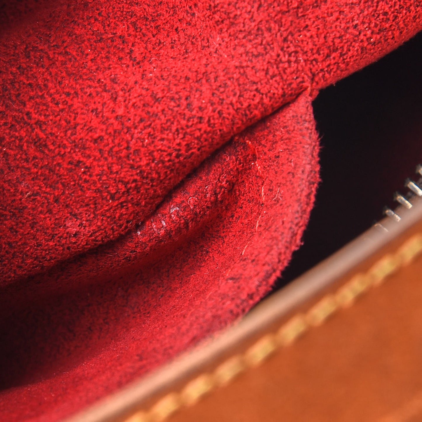 Monogram Croissant MM