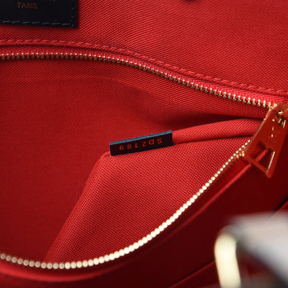 Louis Vuitton Reverse Monogram Giant Onthego GM 8 of 13