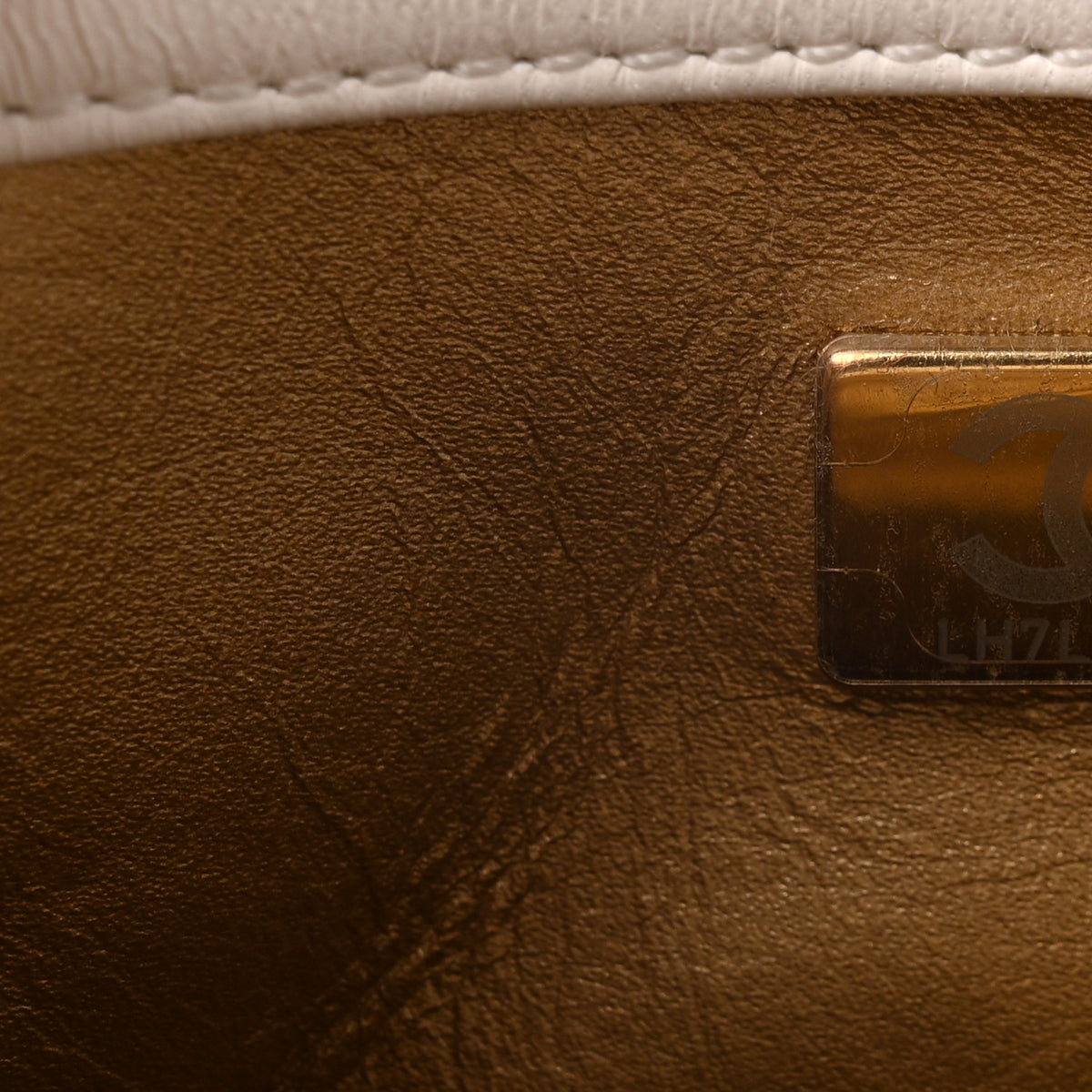 Lambskin Quilted Mini Pearl Crush Flap White