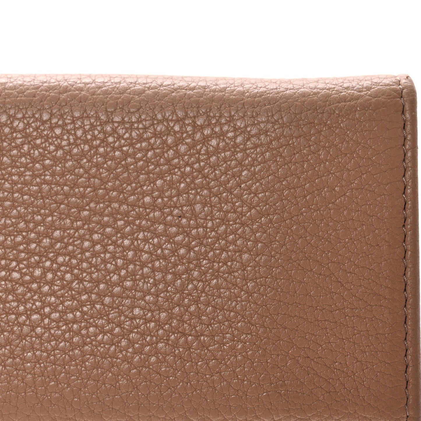 Vitello Grain 6 Key Holder Cipria