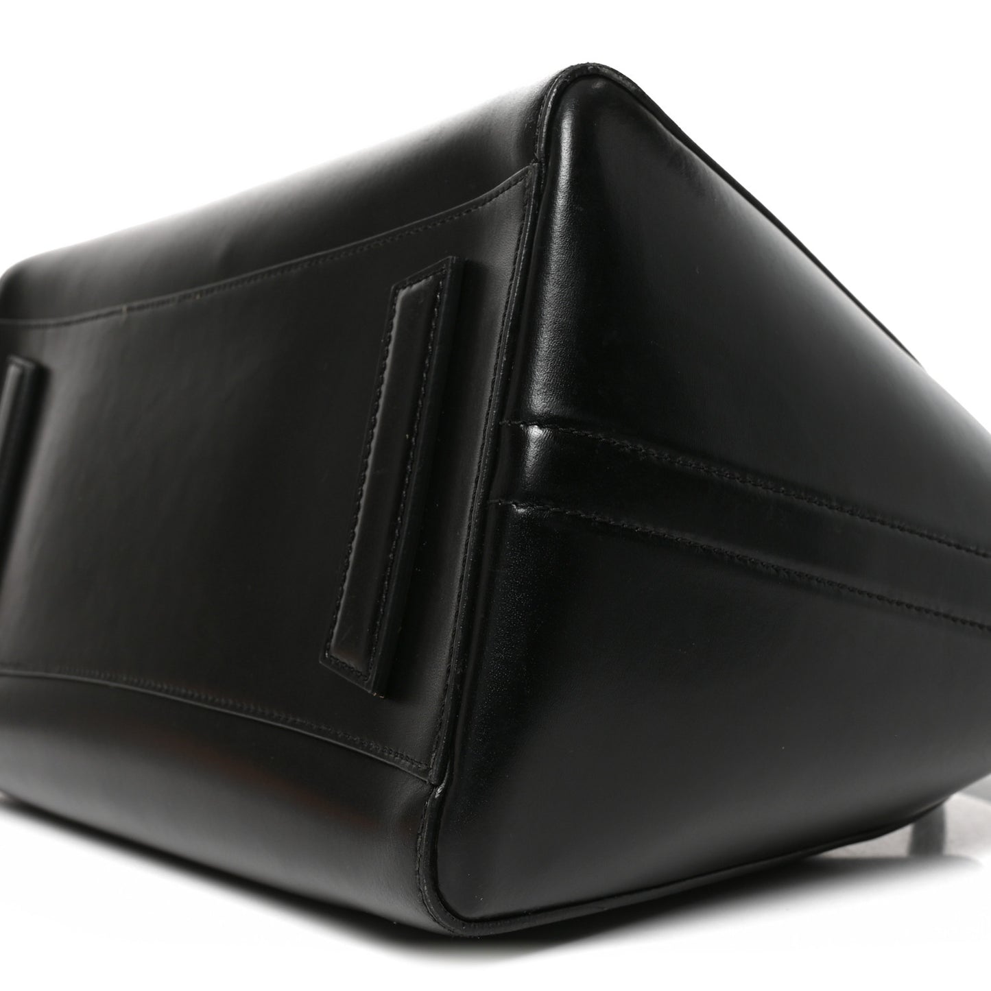 Shiny Lord Calfskin  Antigona Black
