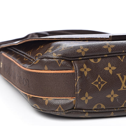 Louis Vuitton Monogram Beaubourg MM Messenger Bag 8 of 12