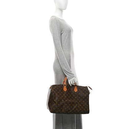 Louis Vuitton Monogram Speedy 40 2 of 10