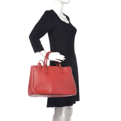 Prada Saffiano Lux Large Tote Fuoco 2 of 15