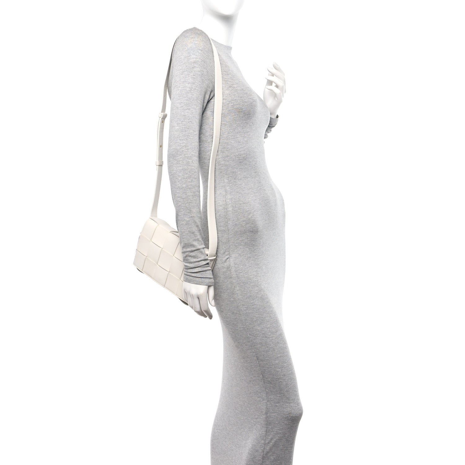 Bottega Veneta Lambskin Maxi Intrecciato Cassette Crossbody Bag White 2 of 12