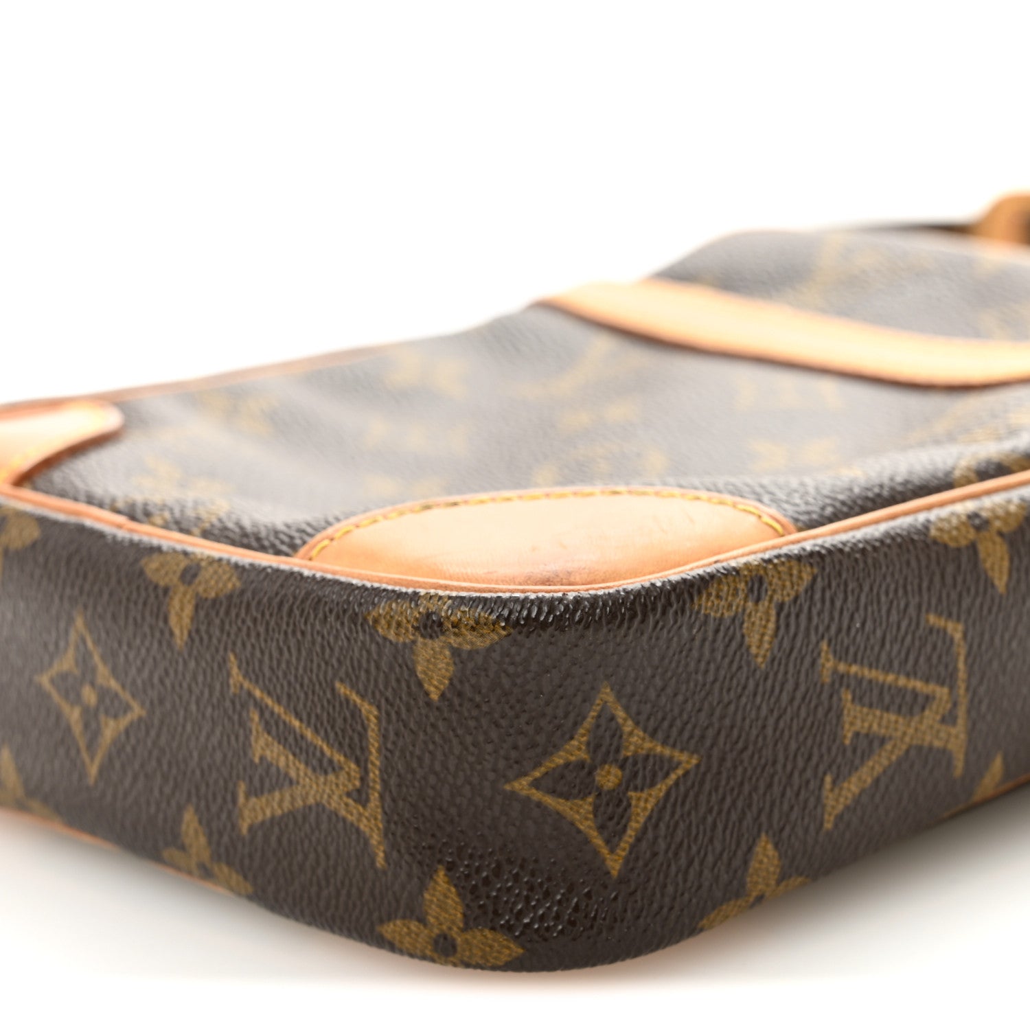 Louis Vuitton Monogram Danube 21 9 of 10