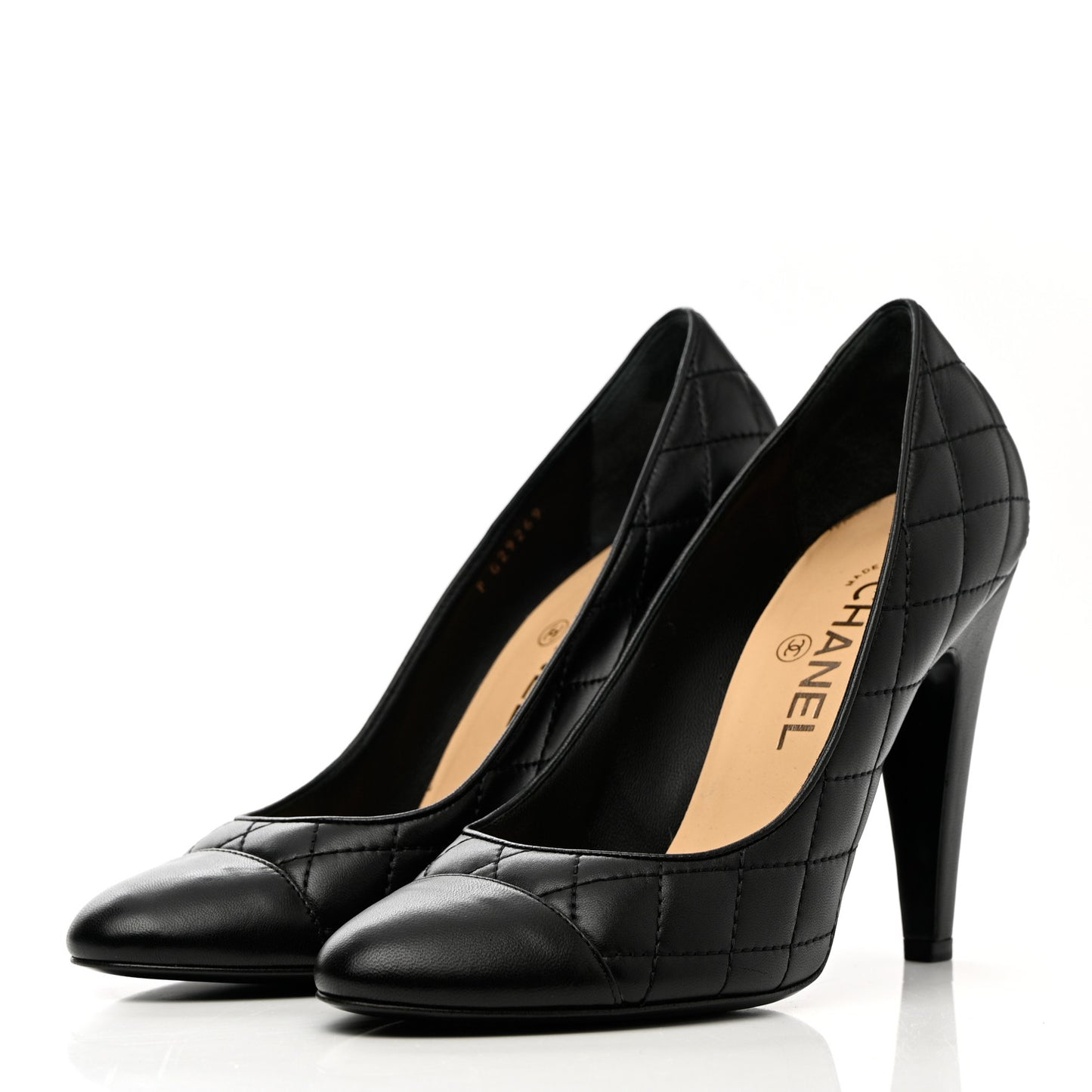 Lambskin Quilted Cap Toe Pumps 39 Black