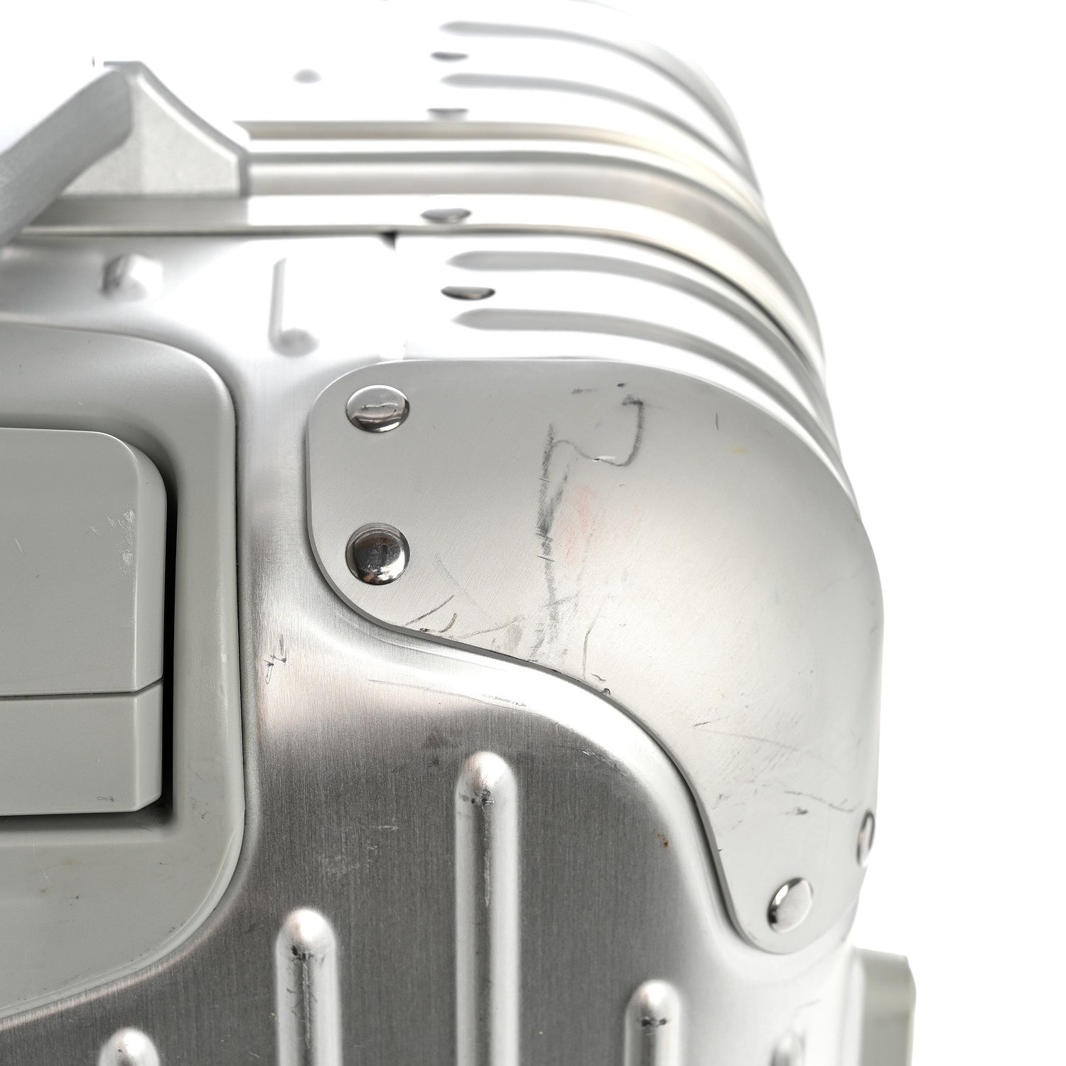 Rimowa Aluminum Original Cabin Silver 14 of 15