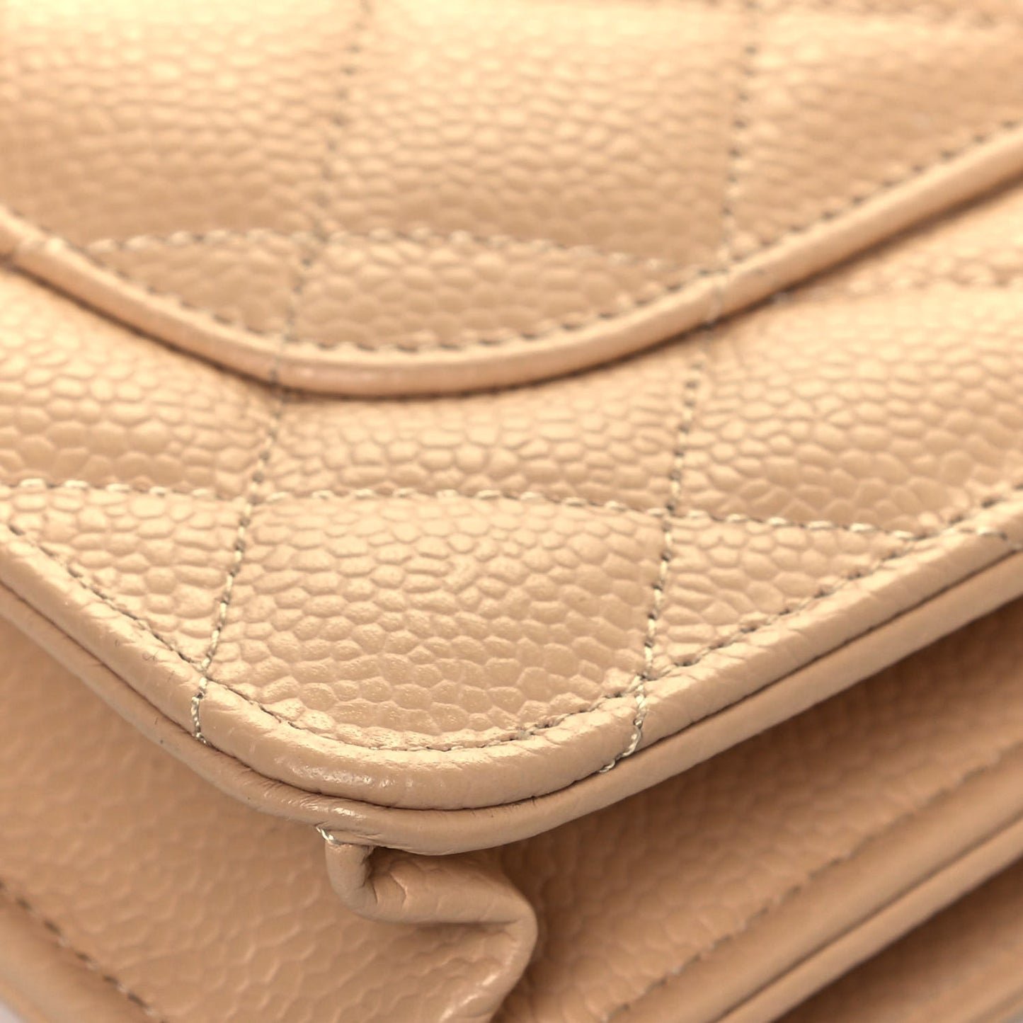 Caviar Quilted Wallet On Chain WOC Beige