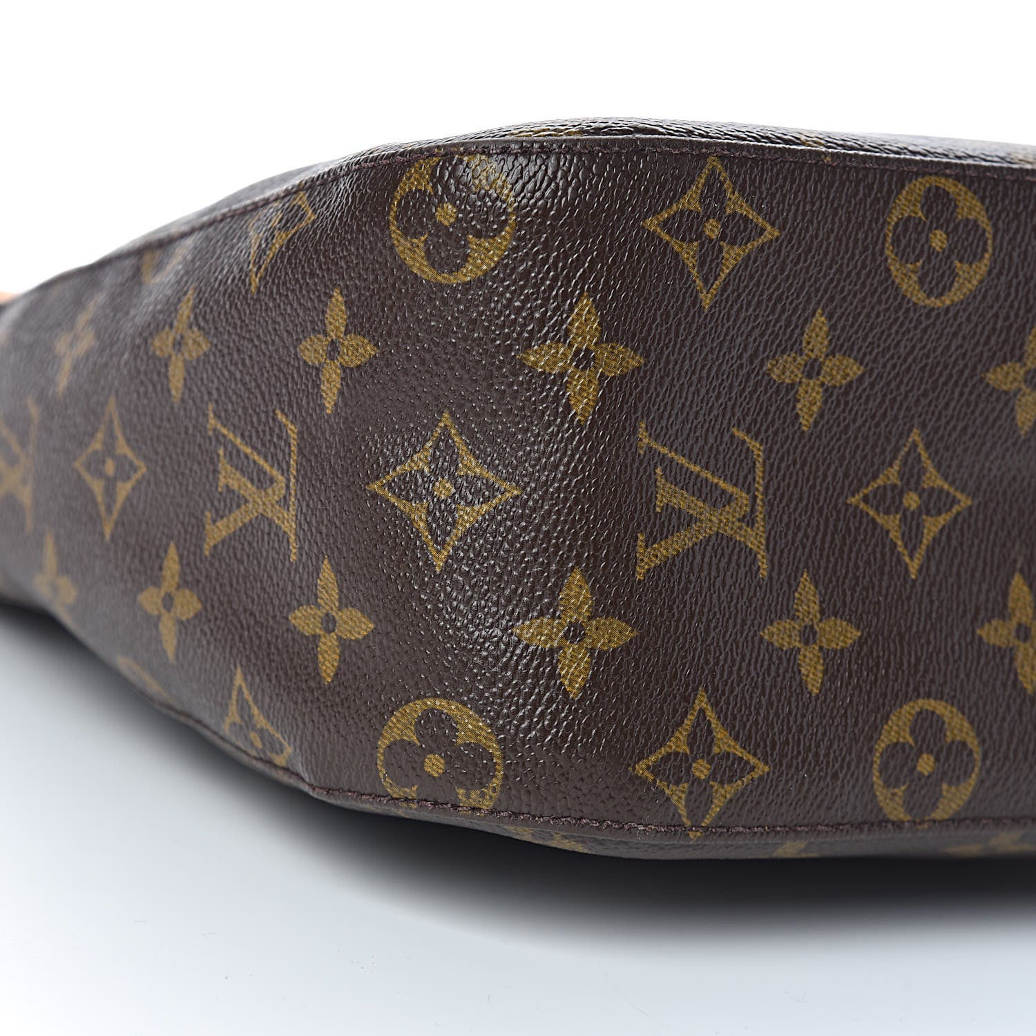 Louis Vuitton Monogram Looping MM 14 of 16