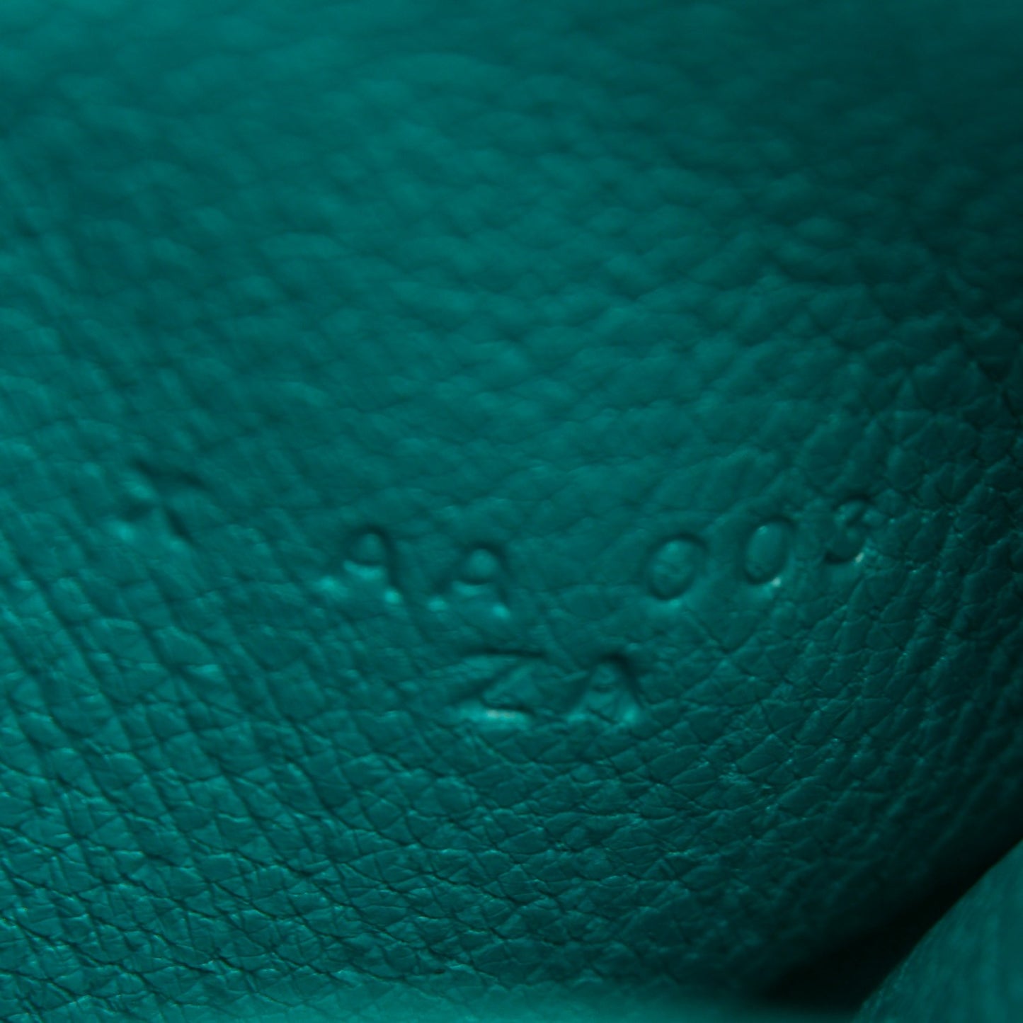 Chevre Mysore Calvi Card Case Bleu Paon